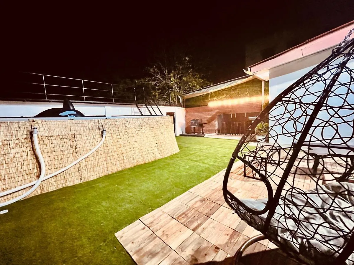 Riverside Botanical Retreat + Nature-Surround Pool +Bbq Patio! Βίλα Τζωρτζ Τάουν