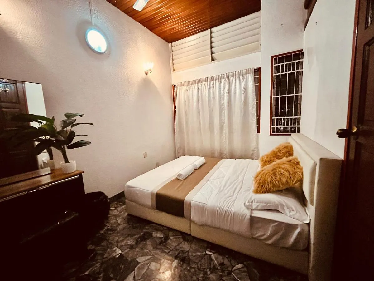 Riverside Botanical Retreat + Nature-Surround Pool +Bbq Patio! Βίλα Τζωρτζ Τάουν