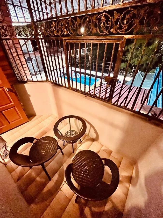 Riverside Botanical Retreat + Nature-Surround Pool +Bbq Patio! Βίλα Τζωρτζ Τάουν