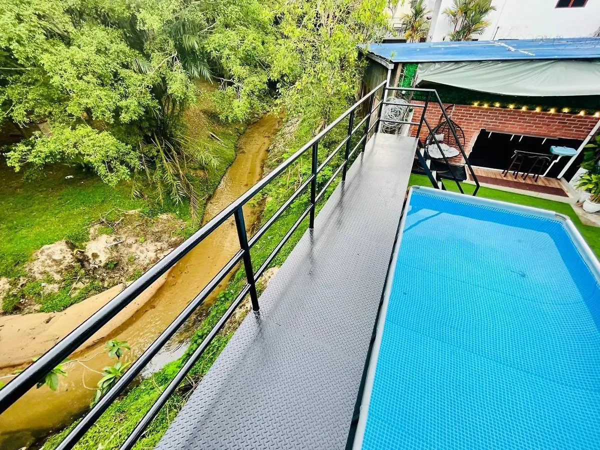 Riverside Botanical Retreat + Nature-Surround Pool +Bbq Patio! Βίλα Τζωρτζ Τάουν 0*,  Μαλαισία