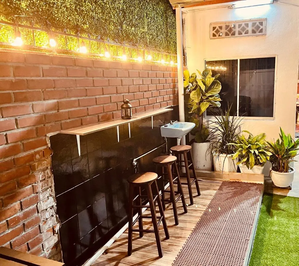 Riverside Botanical Retreat + Nature-Surround Pool +Bbq Patio! Βίλα Τζωρτζ Τάουν 0*,